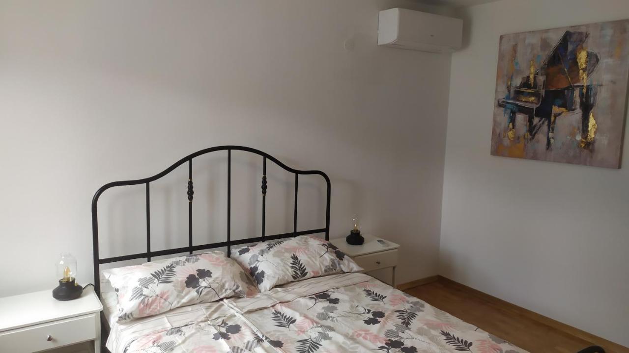 Apartment Ive Krk Town Exterior foto