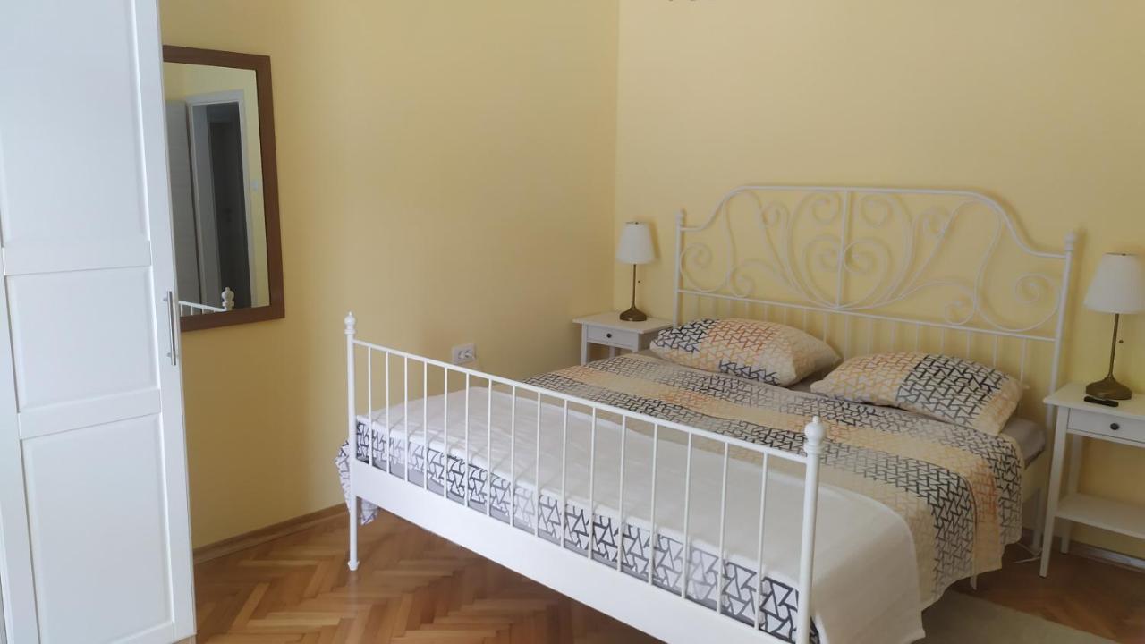 Apartment Ive Krk Town Exterior foto